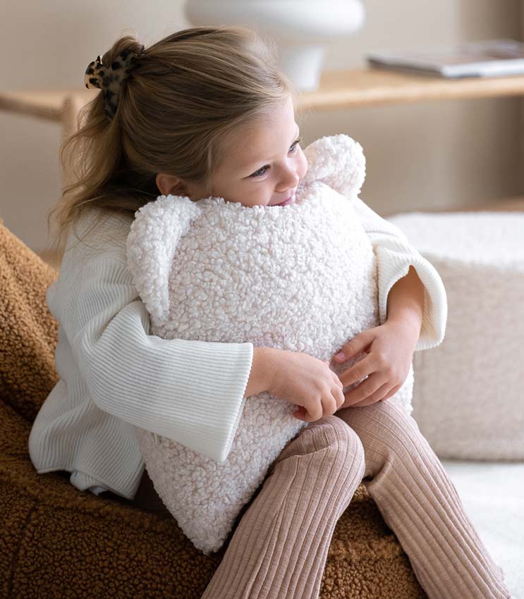 wigiwama-sitzkissen-baer-lifestyle-kind Wigiwama Kissen Bär