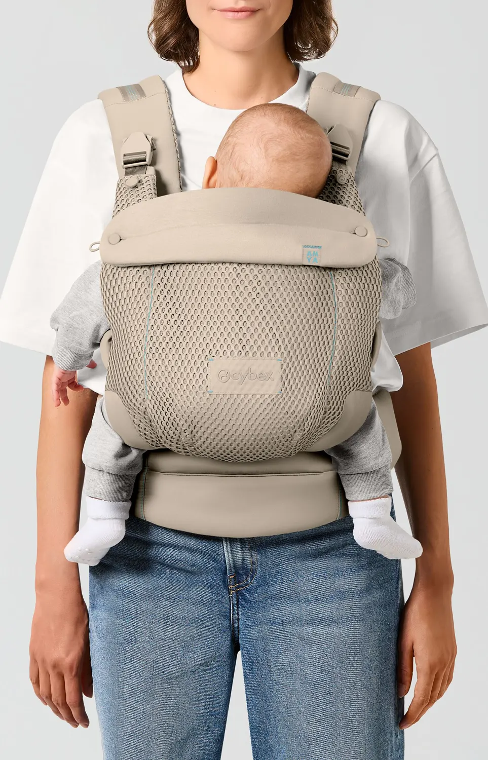 Cybex Babytrage Amya Fronttrageweise Almond Beige Lifestyle