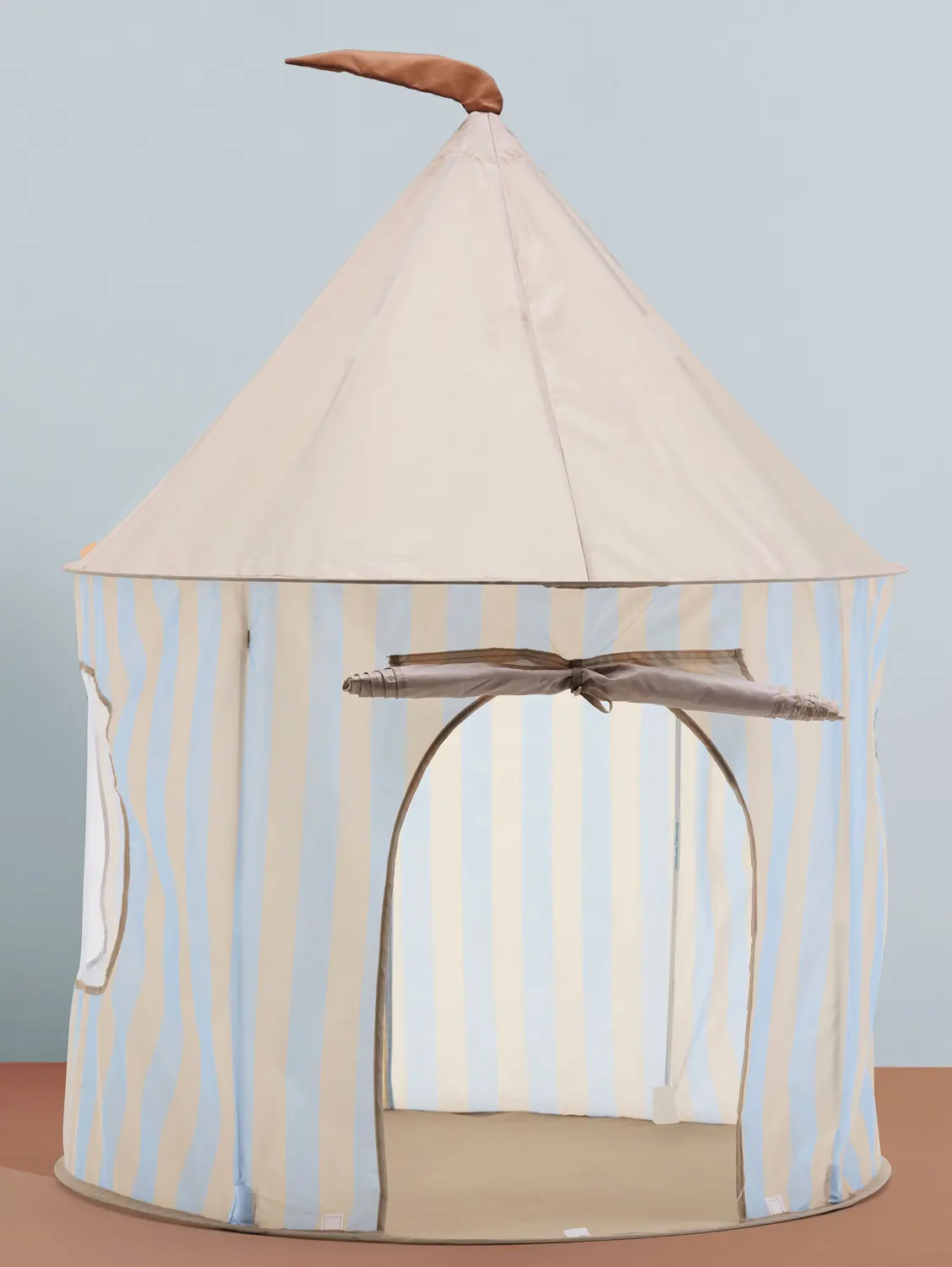 Kids Concept Spielzelt hellblau gestreift lifestyle