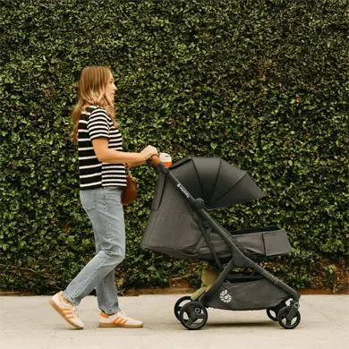 Ergobaby Metro 3 Buggy ab Geburt mit flacher Liegeposition Ergobaby Metro 3 Buggy ab Geburt mit flacher Liegeposition