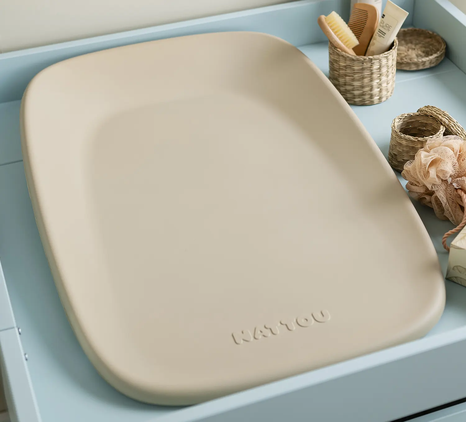 Nattou Topper Softy Beige lifestyle