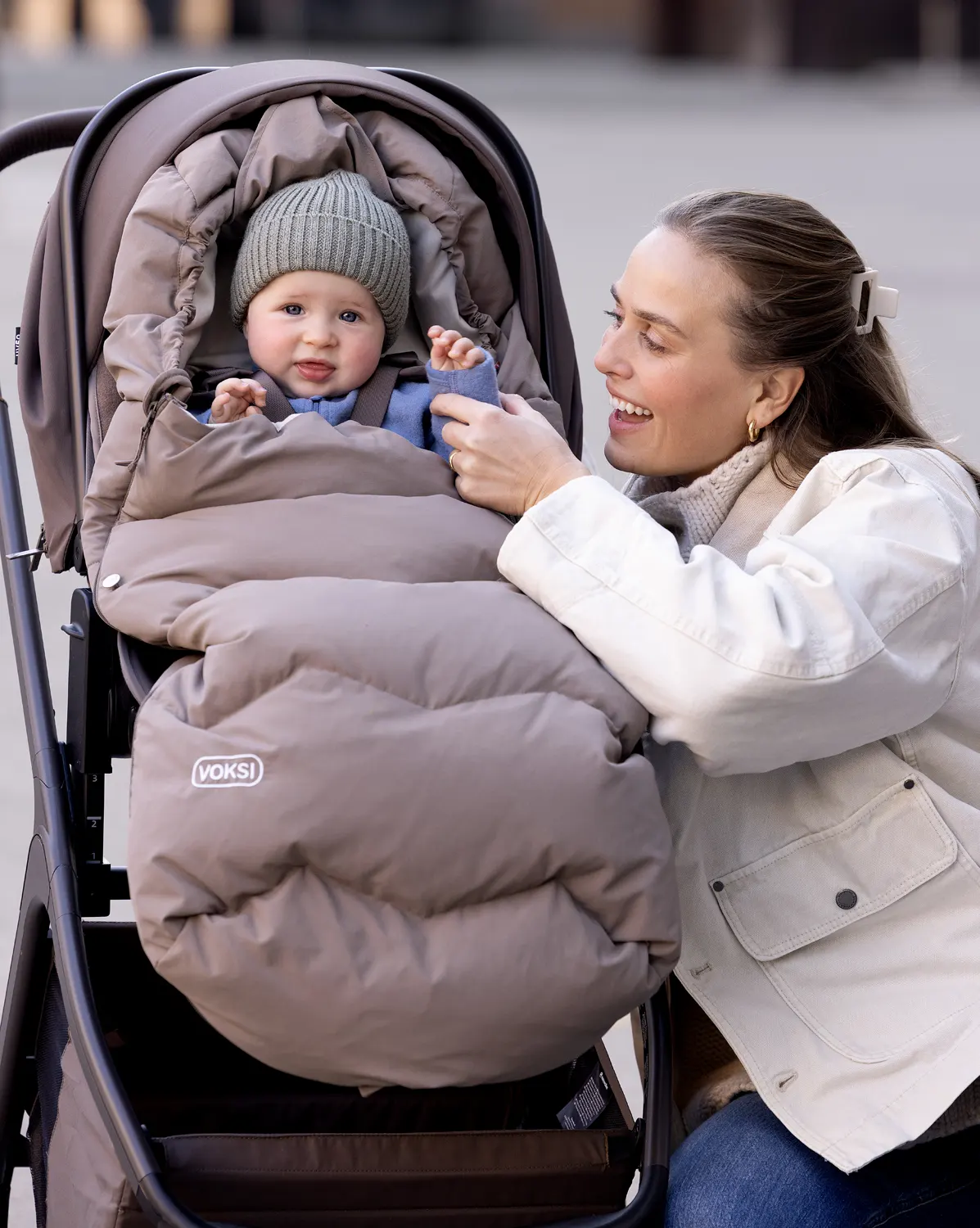 Voksi explorer Fußsack walnut lifestyle