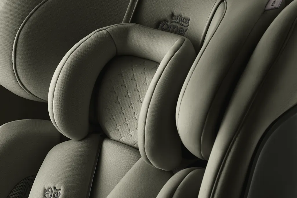 Britax Römer Swivel Grow Air Max grün Kopfstütze