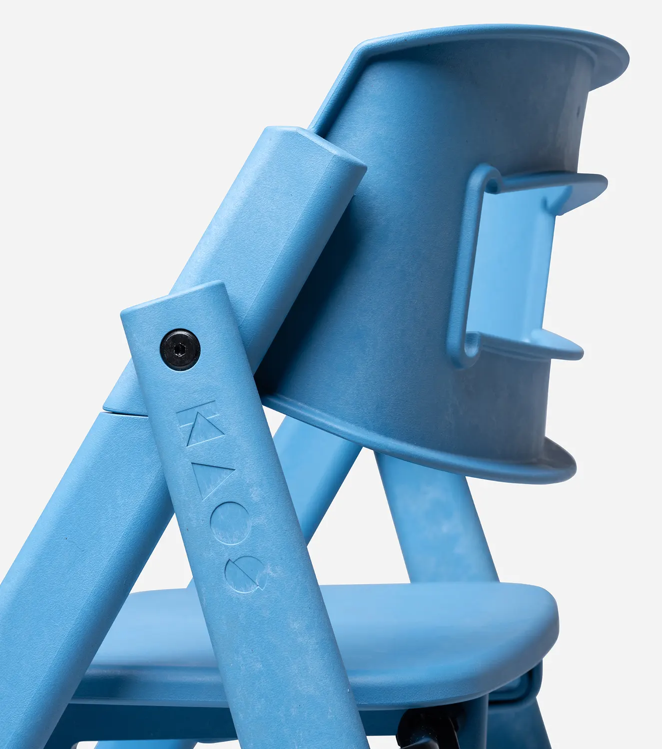 Kaos Hochstuhl Kunststoff Swedish Blue nah