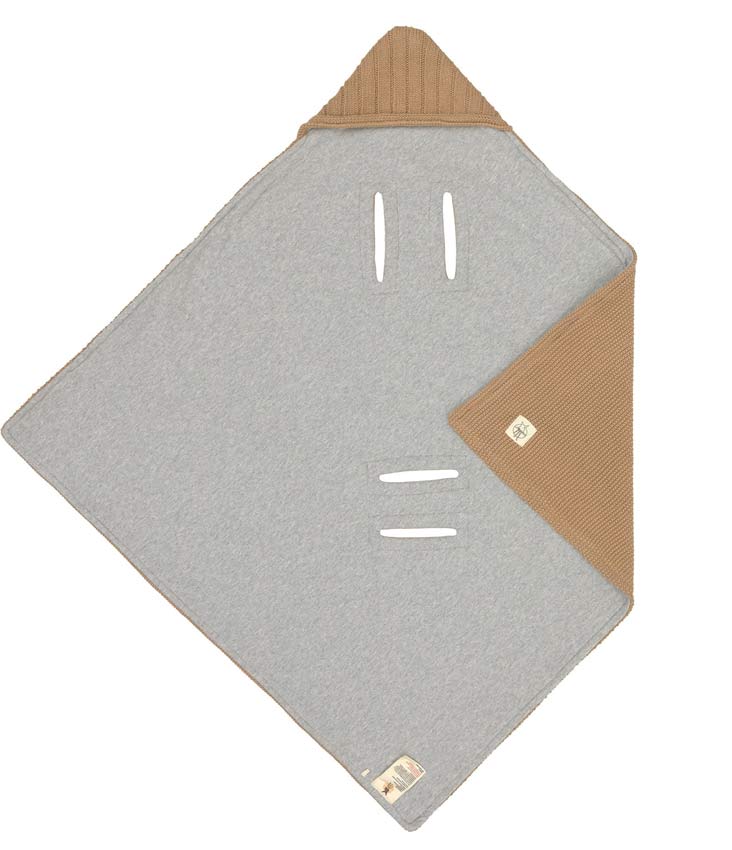 Lässig Einschlagdecke mit Kapuze für Babyschale Sand