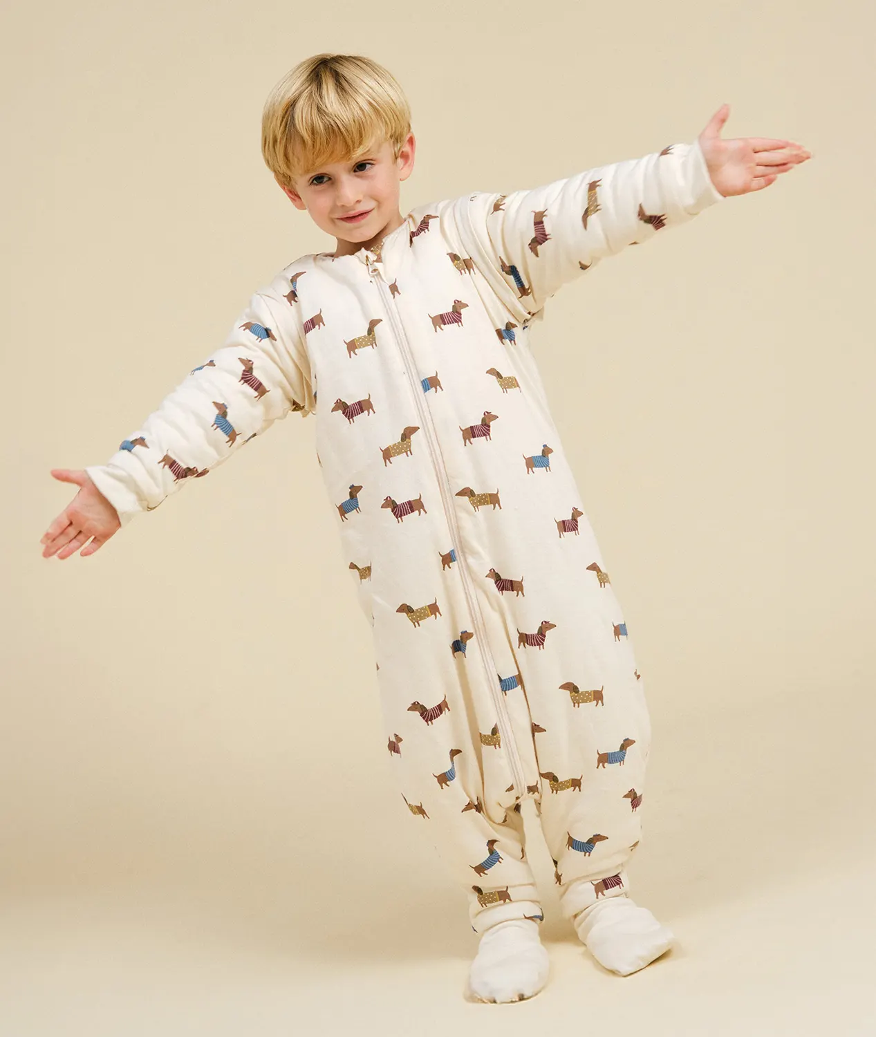 Molis&Co Babyschlafsack Tog 2,5 mit Ärmeln und rutschfesten Socken Fancy Teckels Lifestyle Kind