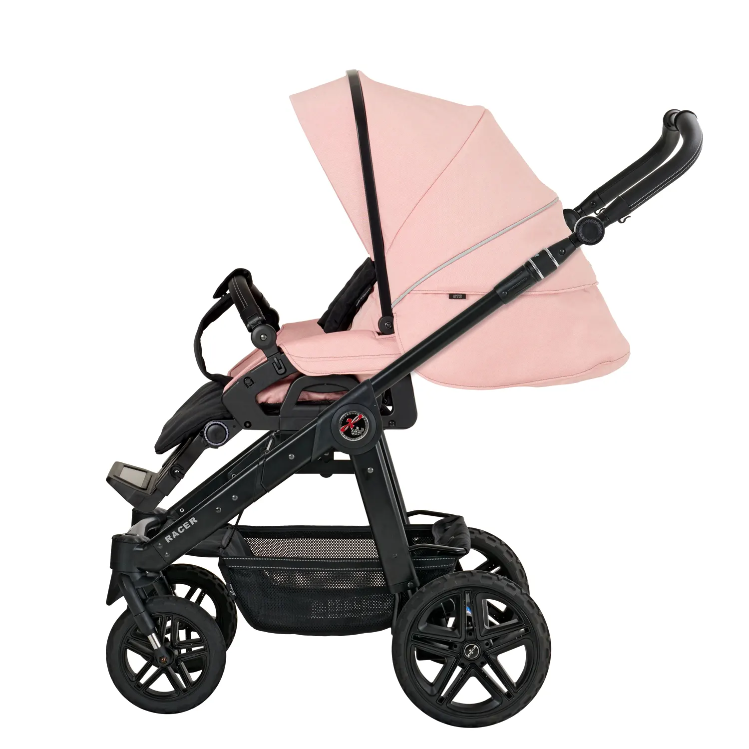 Hartan Racer GTS bathtub, peach blossom view, side view