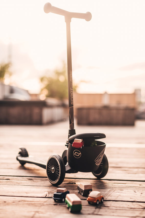 scoot-and-ride-highwaykick-2-brown-lines-image Scoot and Ride HIghwaykick 2 Brown Lines