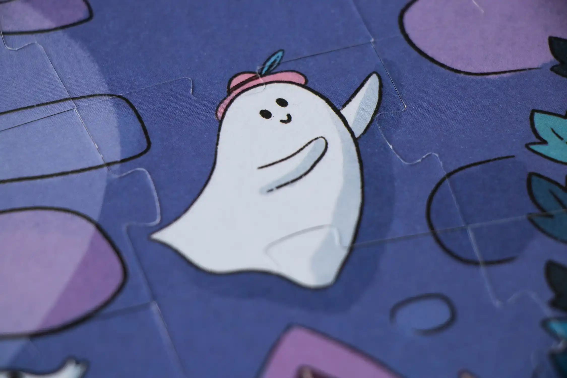 Londji puzzle enchants little ghost