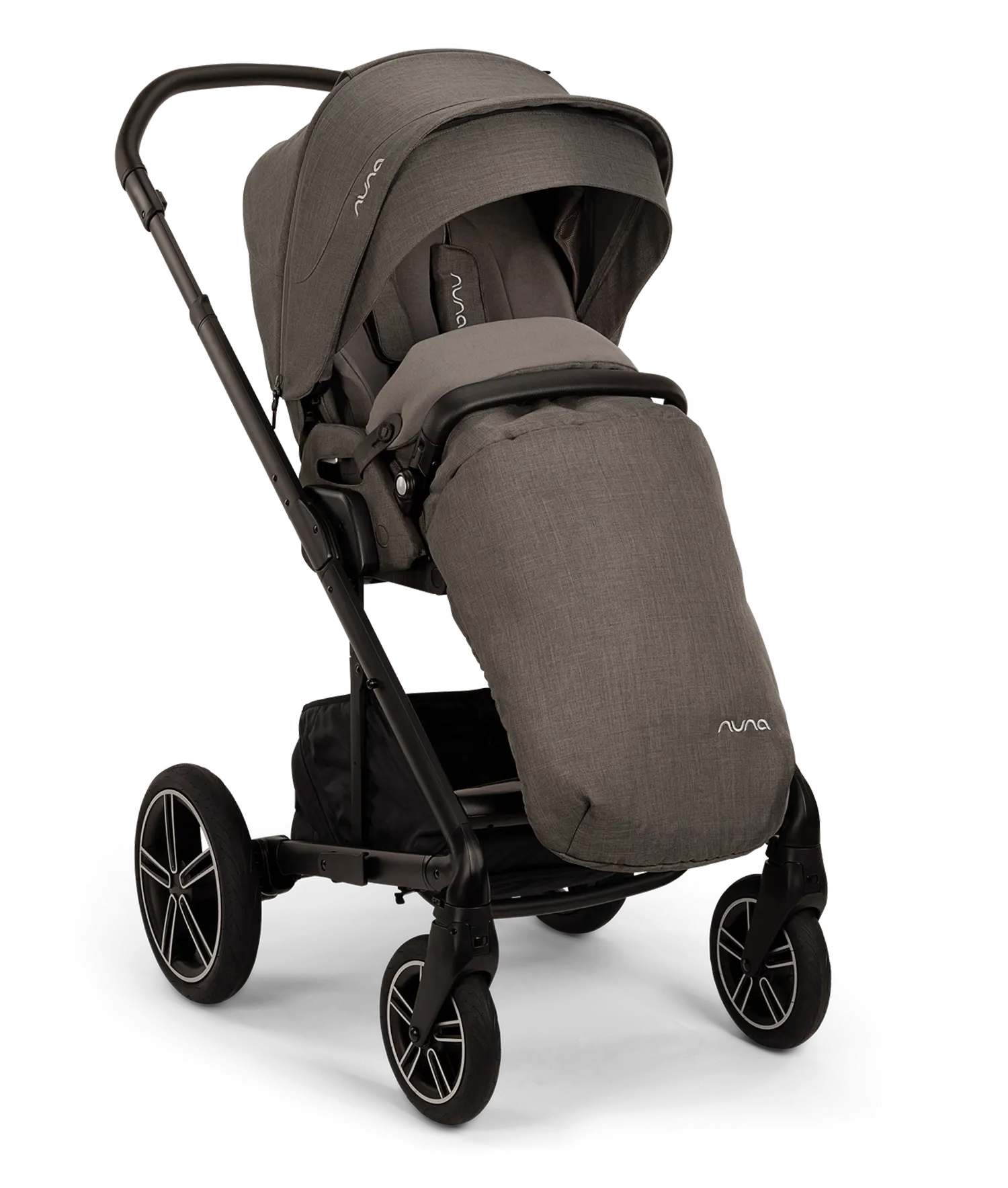 Nuna Mixx Next Kinderwagen mit Windschutz