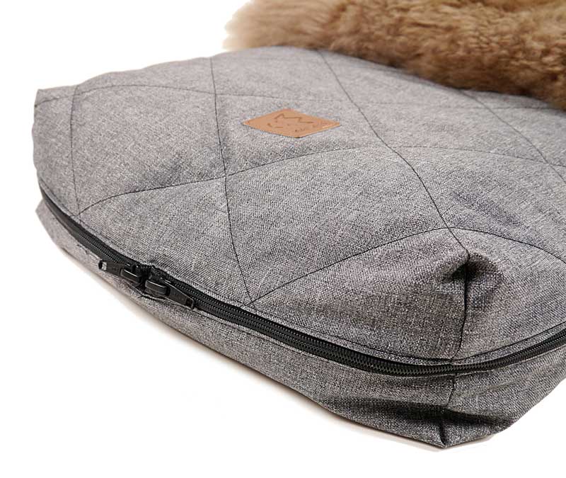 Kaiser Lammfellfußsack Nelly anthrazit - Cappuchino Fußteil