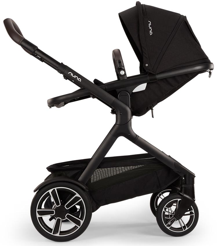Nuna Demi Next caviar Kinderwagen mit Ruheposition