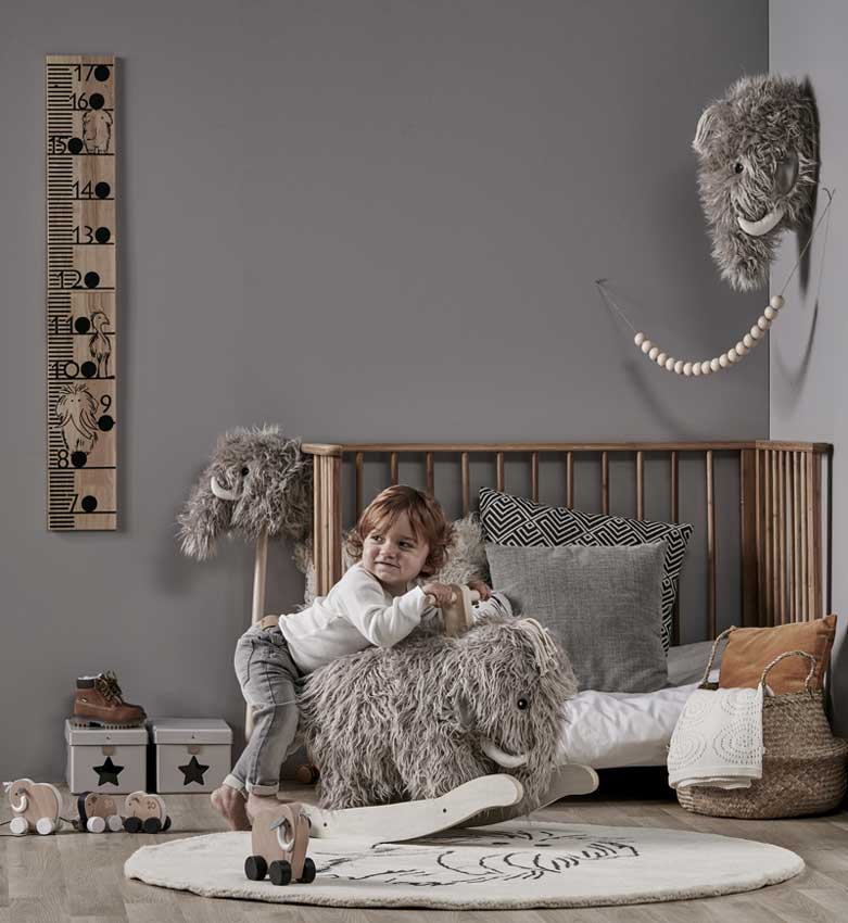 Tolles Spielzeug von Kids Concept: Schaukelpferd NEO Mammut