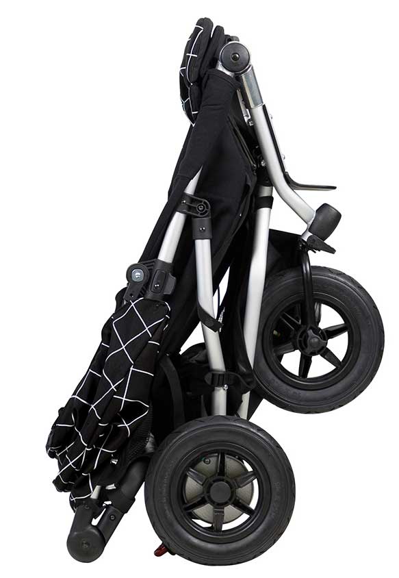 mountain-buggy-duet-gefaltet Mountain Buggy Duet zusammenklappen