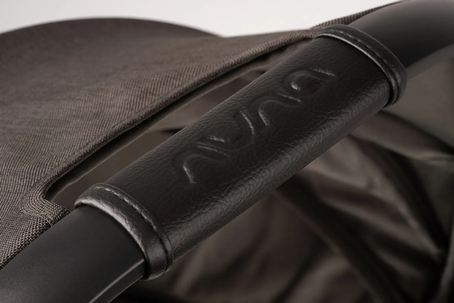 Nuna Demi next carrycot  grey