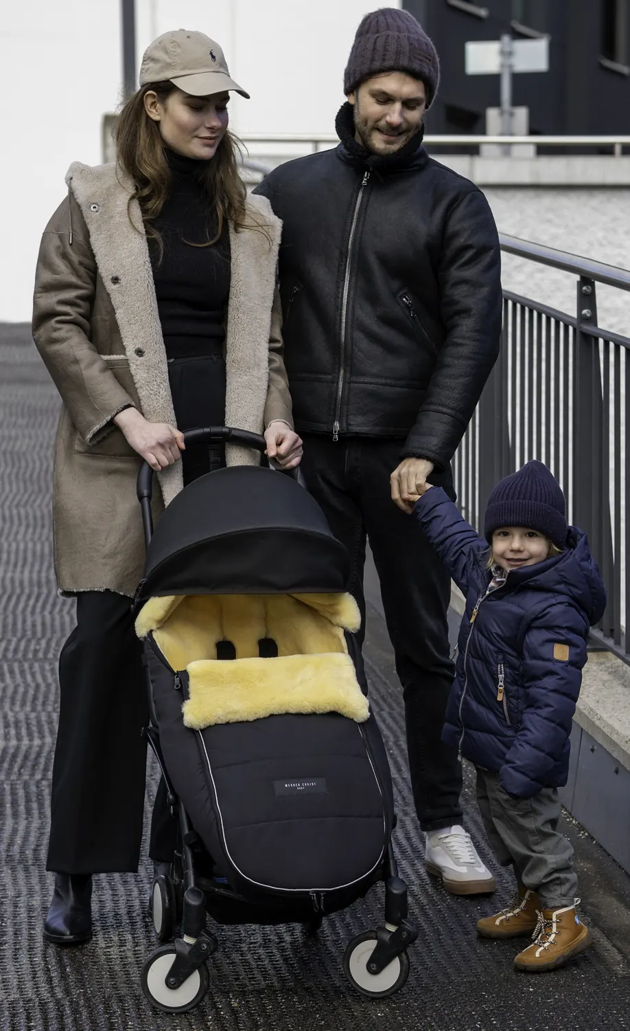 Werner Christ Baby Lammfellfußsack für den Reisebuggy Ladis