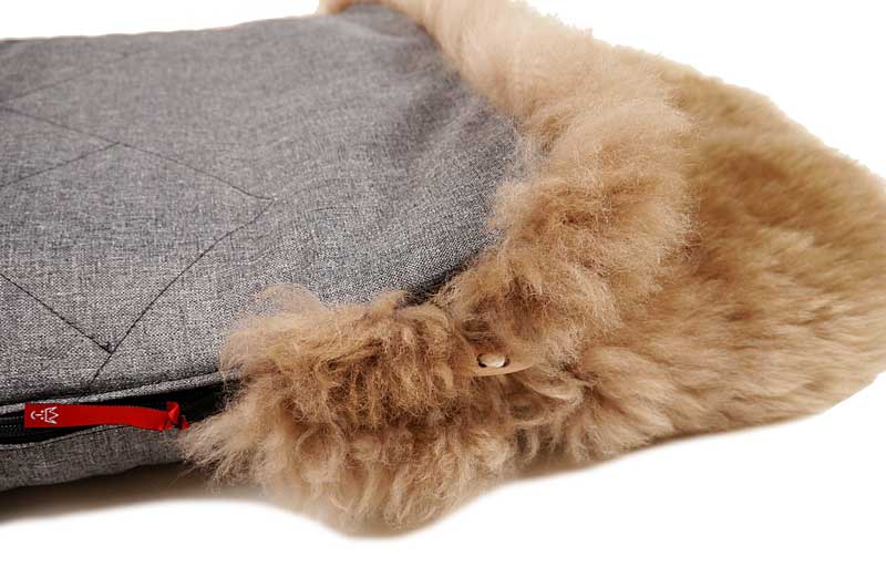 Kaiser Lammfellfußsack Nelly Cappuchino Oberteil