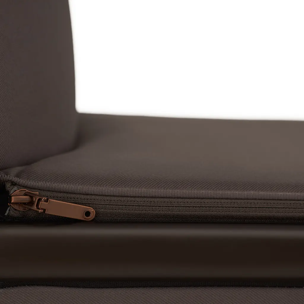 Anex Flo Kinderwagen braun Babywannen Detail Reißverschluss