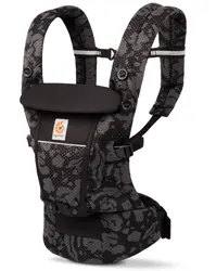 https://www.mypram.com/media/ce/3b/03/1772443387/ergobaby-adapt-soft-flex-mesh-babytrage-onyx-bloom-blog.webp?ts=1772443387