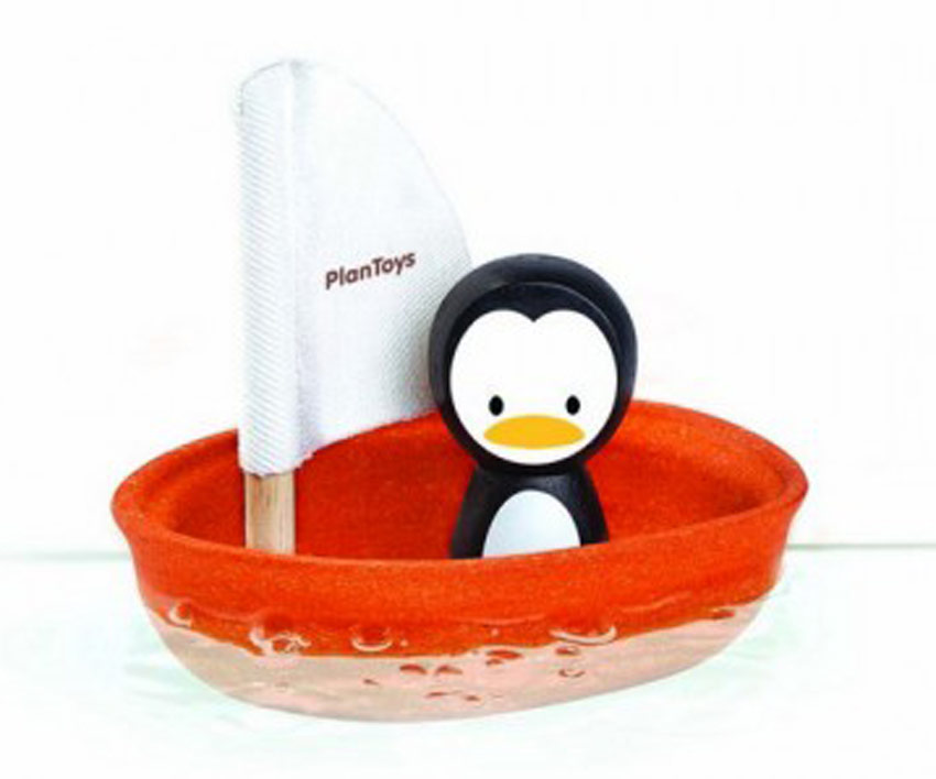 PlanToys sailboat penguin