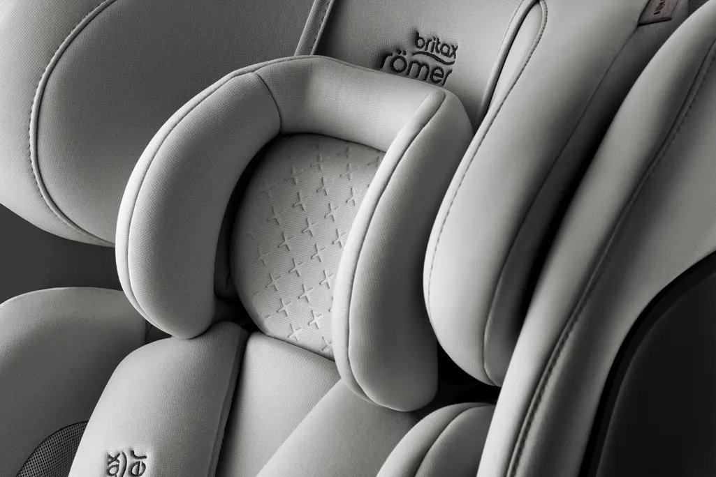 Britax Römer Swivel Grow Air Max  grau Kopfstütze