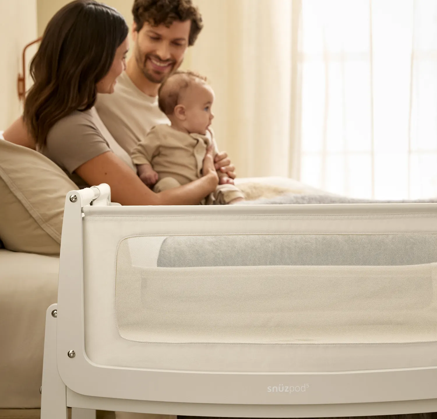 Snüz Beistellbett Cashmere lifestyle mit Meshfenster