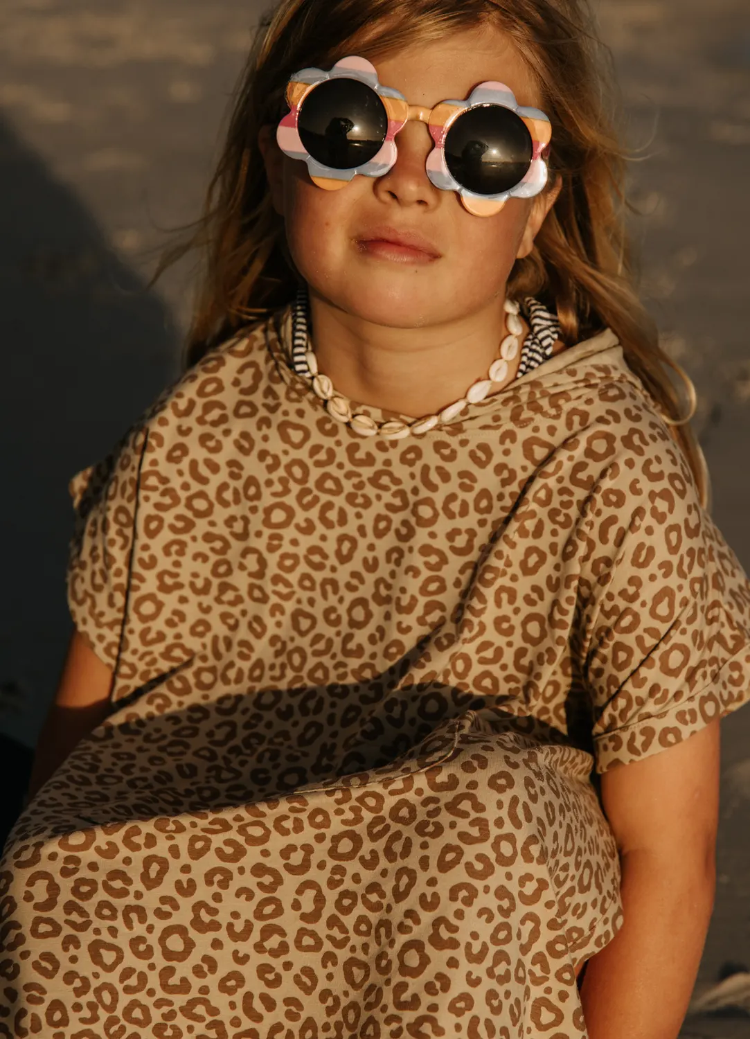 Cloby UV Schutz Poncho Leopard lifestyle
