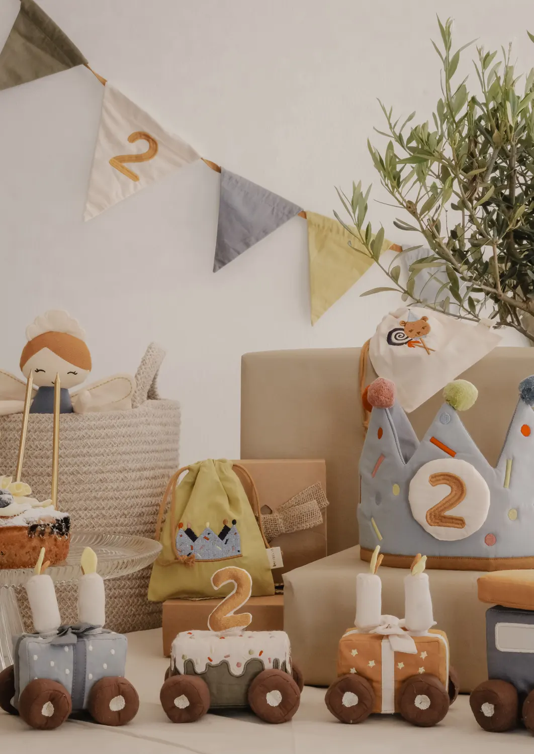 Farbelab Geburtstagsgirlande Blau lifestyle Geburtstagstisch