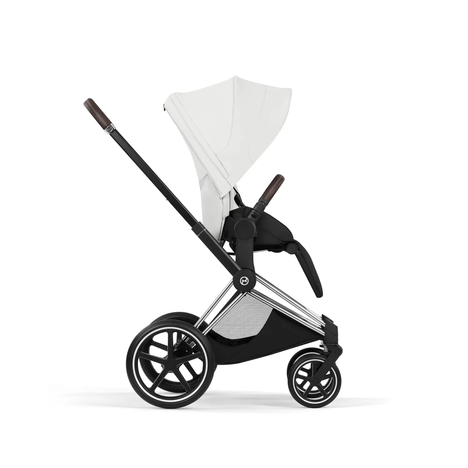 cybex priam style buggy chrom off withe seite