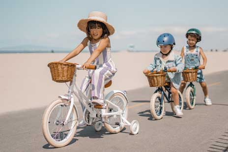 Wie Kinder Fahrrad fahren lernen